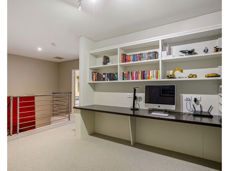 6 James Road, Swanbourne WA 6010