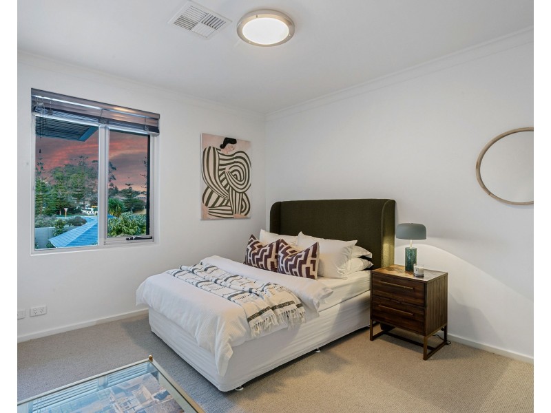 6 James Road, Swanbourne WA 6010