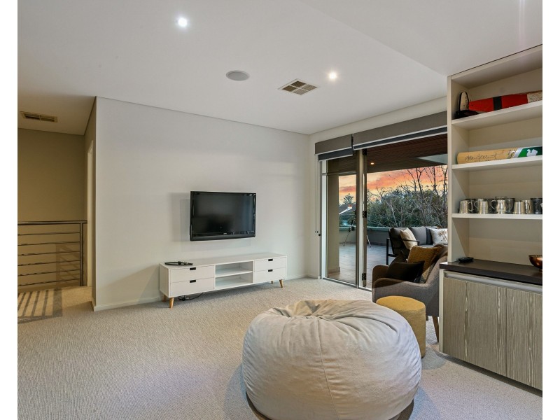 6 James Road, Swanbourne WA 6010