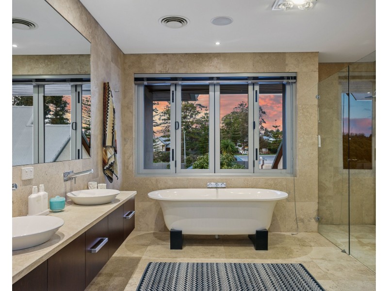 6 James Road, Swanbourne WA 6010