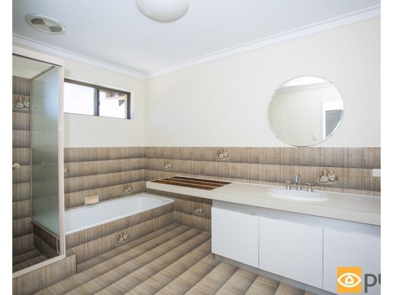 2/19 Jon Sanders Drive, Wembley WA 6014