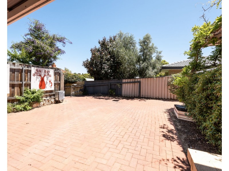 77B Davies Road, Claremont WA 6010