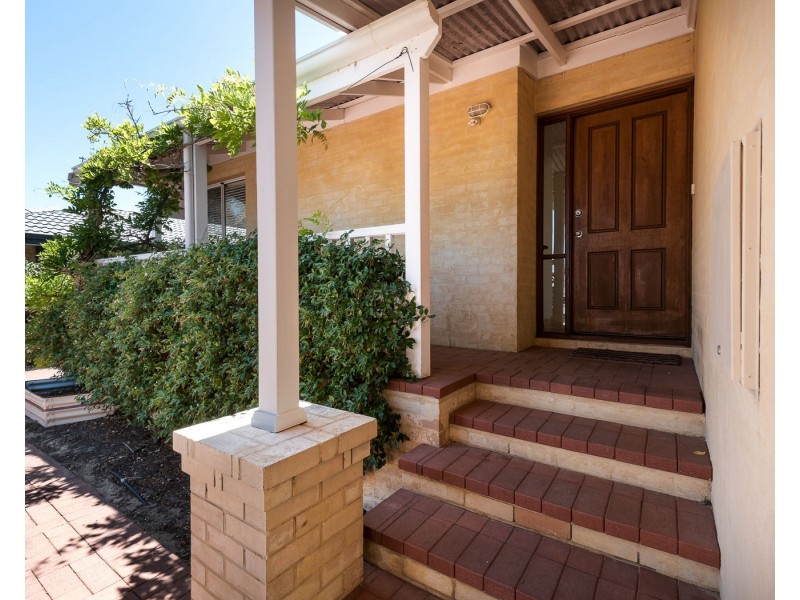 77B Davies Road, Claremont WA 6010