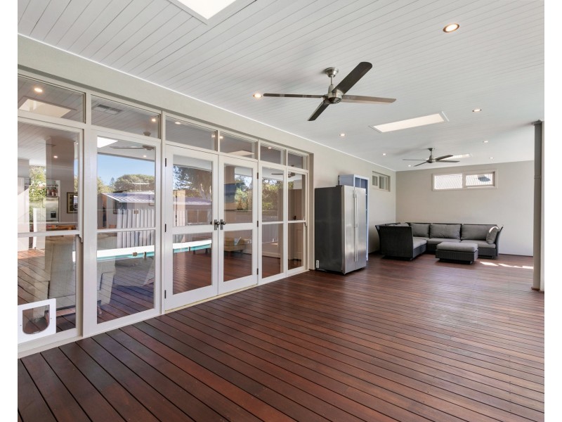 12 Robinson Street, Nedlands WA 6009