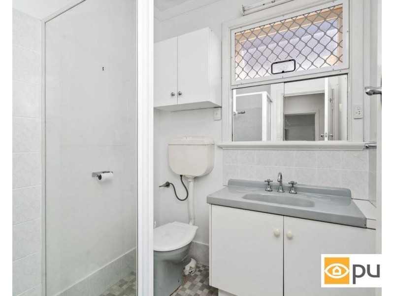 11 Bay Road, Claremont WA 6010