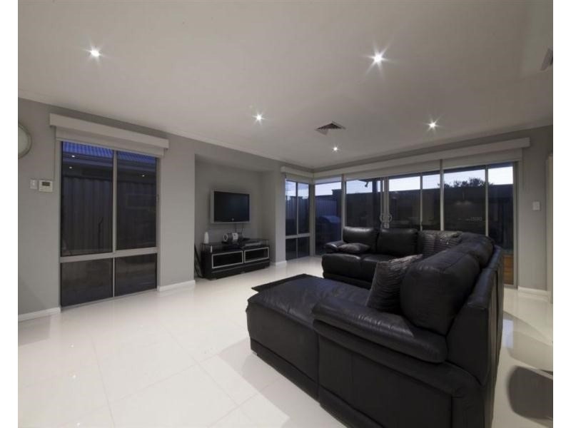 66 Durango Turn, Aubin Grove WA 6164