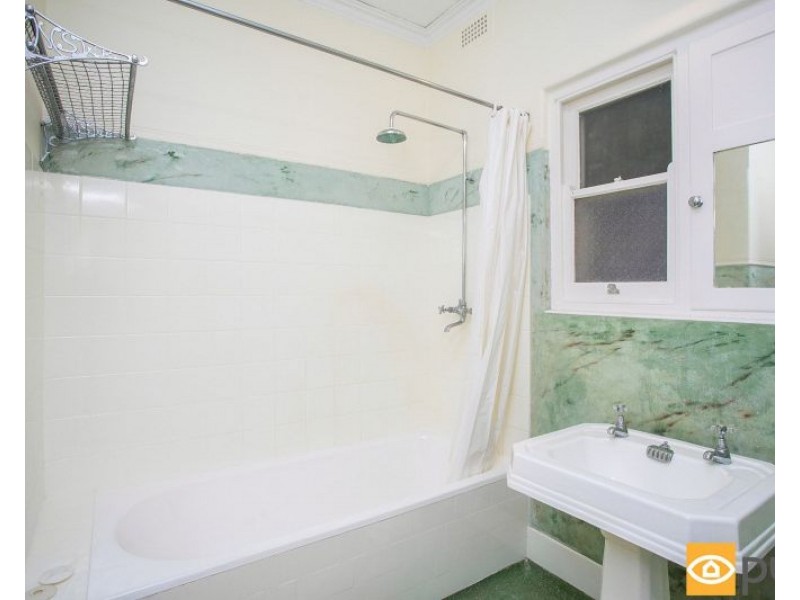 58 Kinninmont Avenue, Nedlands WA 6009