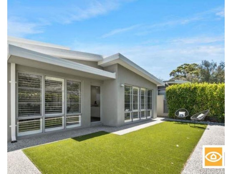 20 Omaroo Terrace, City Beach WA 6015