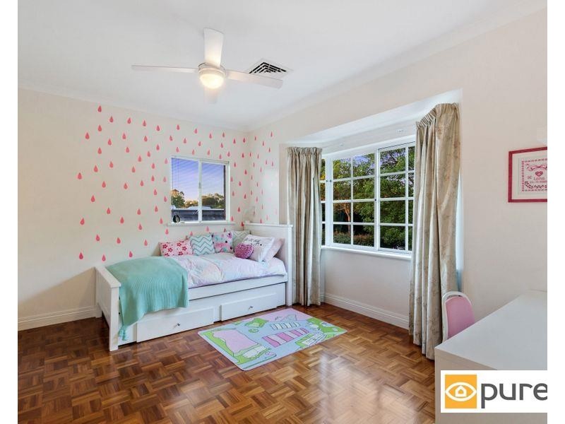 13 Campsie Street, Nedlands WA 6009
