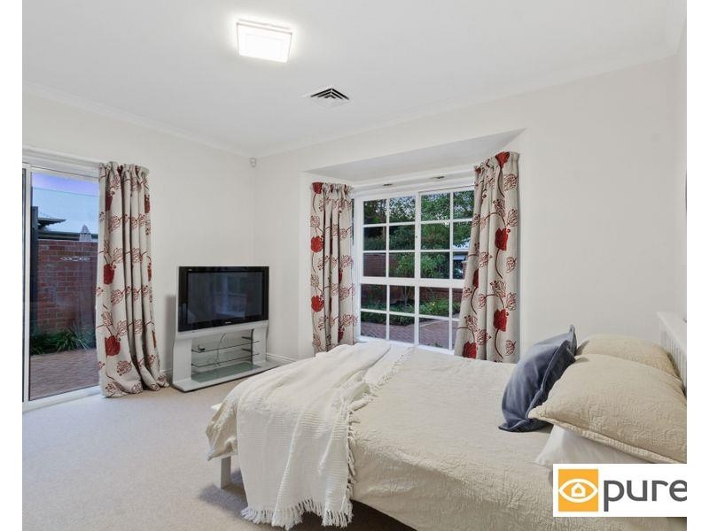 13 Campsie Street, Nedlands WA 6009