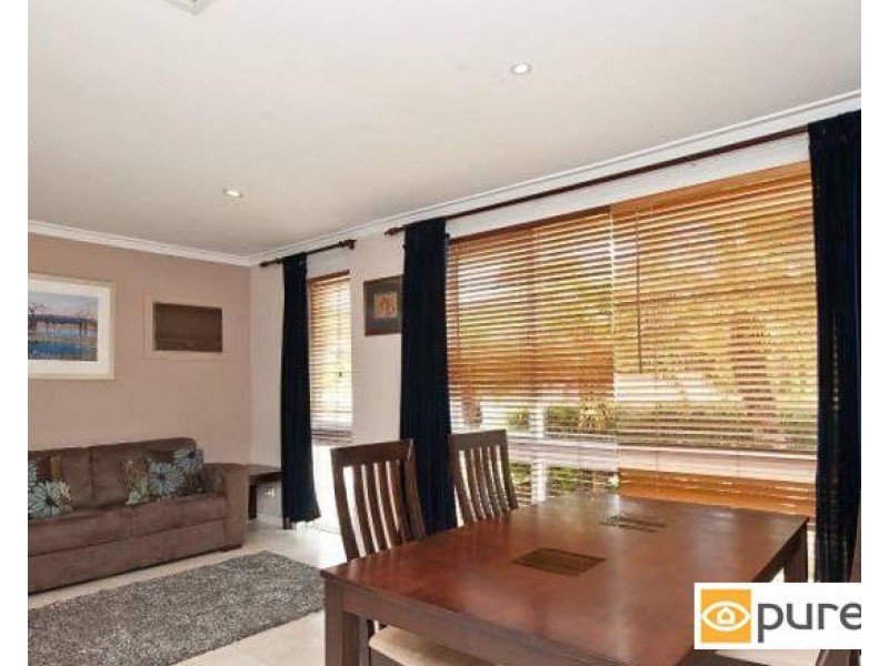 9 Madana Place, Craigie WA 6025