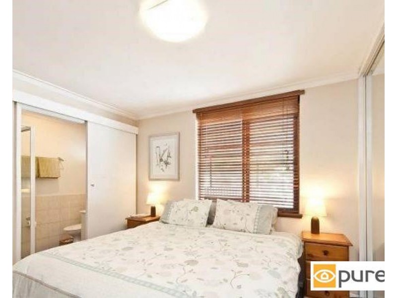 9 Madana Place, Craigie WA 6025