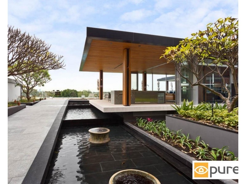 137/2 Milyarm Rise, Swanbourne WA 6010