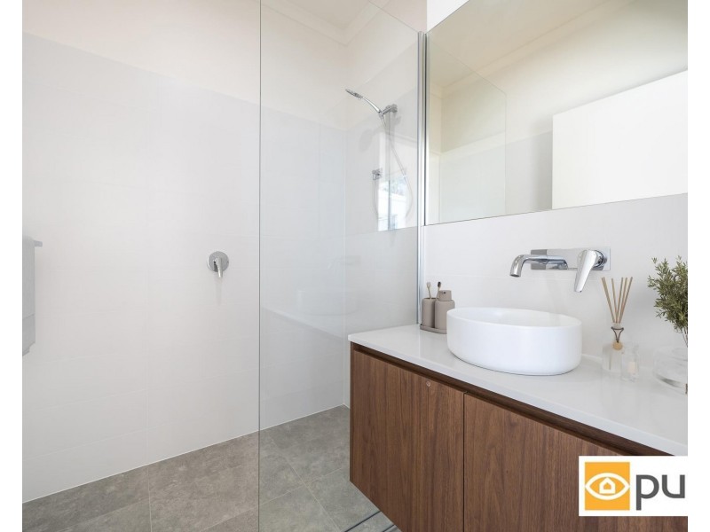 2/90 Winfield Street, Hamilton Hill WA 6163