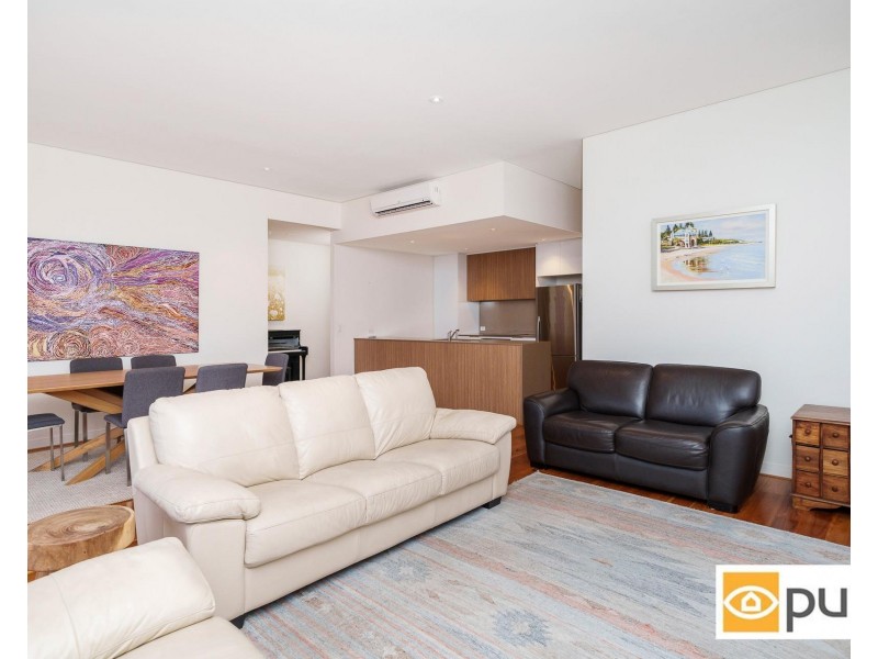 2/1 Freshwater Parade, Claremont WA 6010