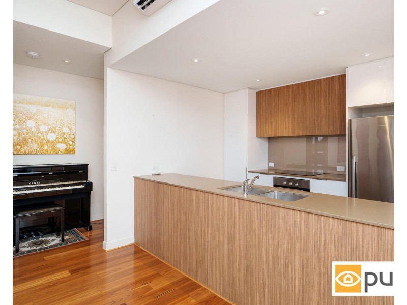 2/1 Freshwater Parade, Claremont WA 6010