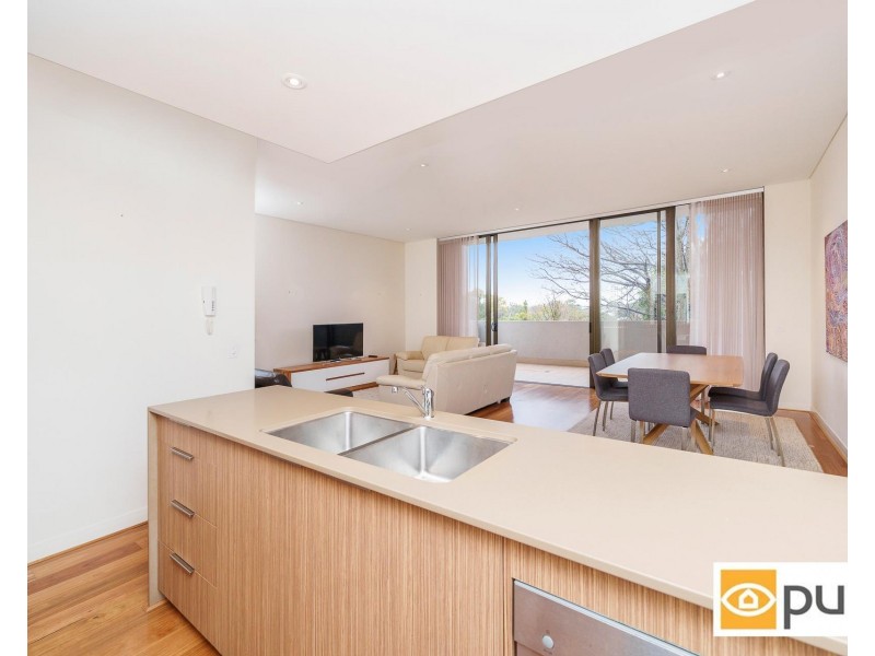 2/1 Freshwater Parade, Claremont WA 6010