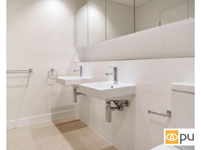 2/1 Freshwater Parade, Claremont WA 6010