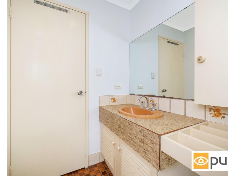 4/8 Falcon Court, Willetton WA 6155