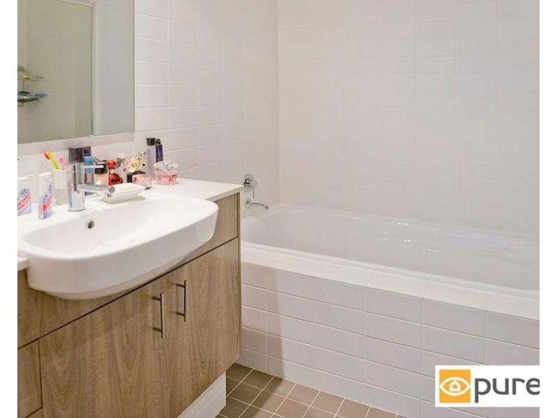 10/1 Douro Place, West Perth WA 6005