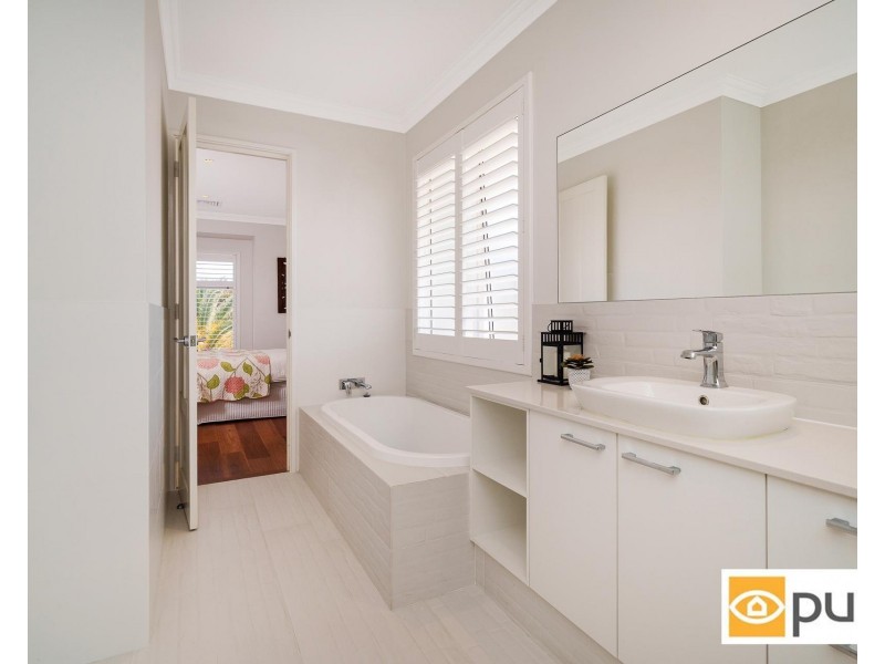 12 Colin Street, Dalkeith WA 6009