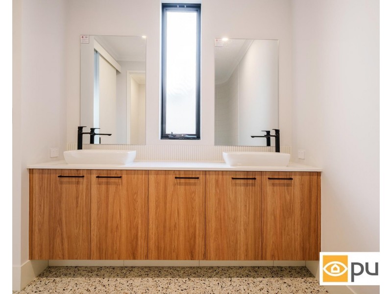 21A Mofflin Avenue, Claremont WA 6010