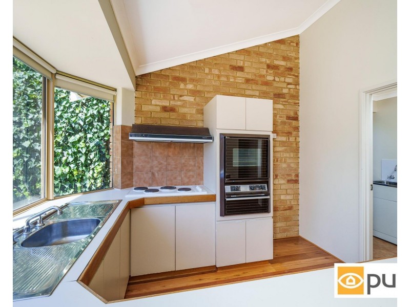77 Second Avenue, Claremont WA 6010