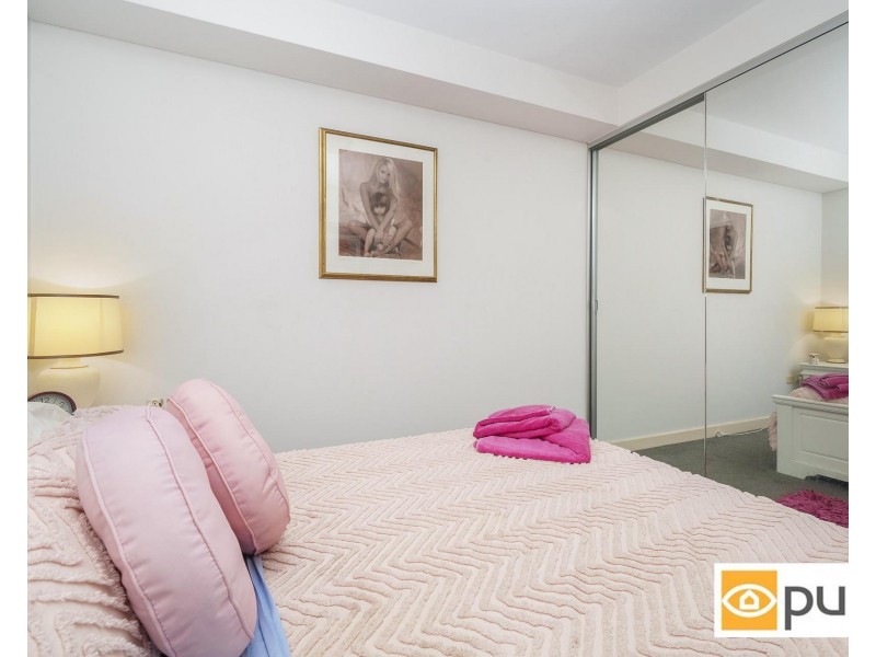 12/124 Mounts Bay Road, Perth WA 6000