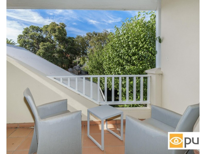 12 Cross Street, Swanbourne WA 6010