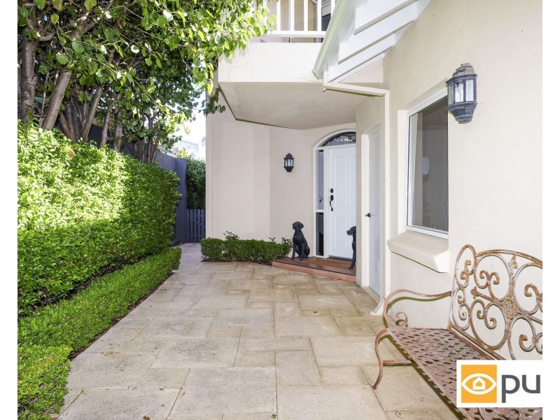 12 Cross Street, Swanbourne WA 6010