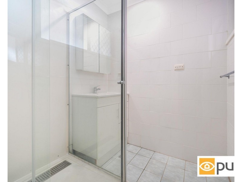 2 Yeaman Court, Koondoola WA 6064