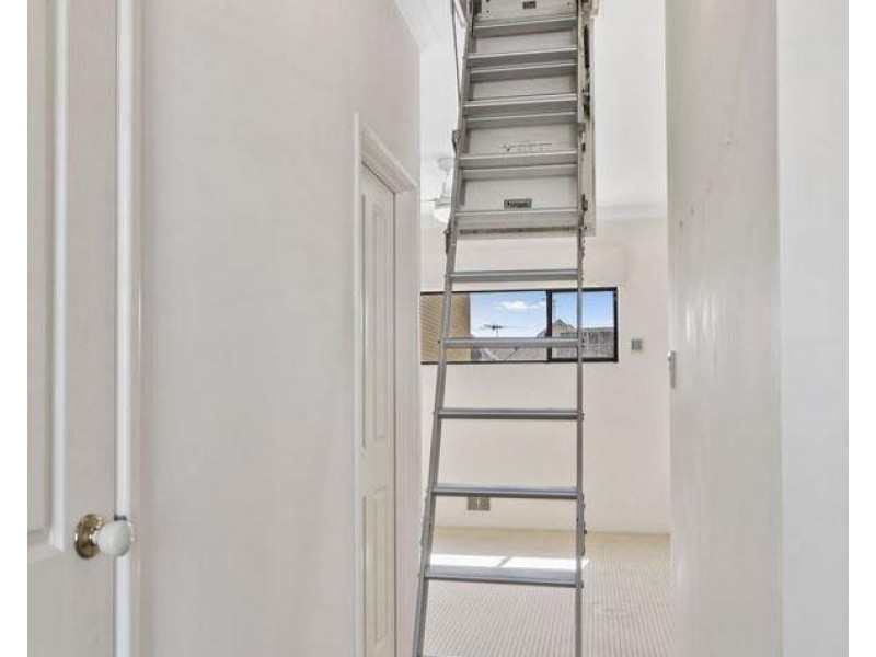 3 Tallow Tree Crescent, Subiaco WA 6008