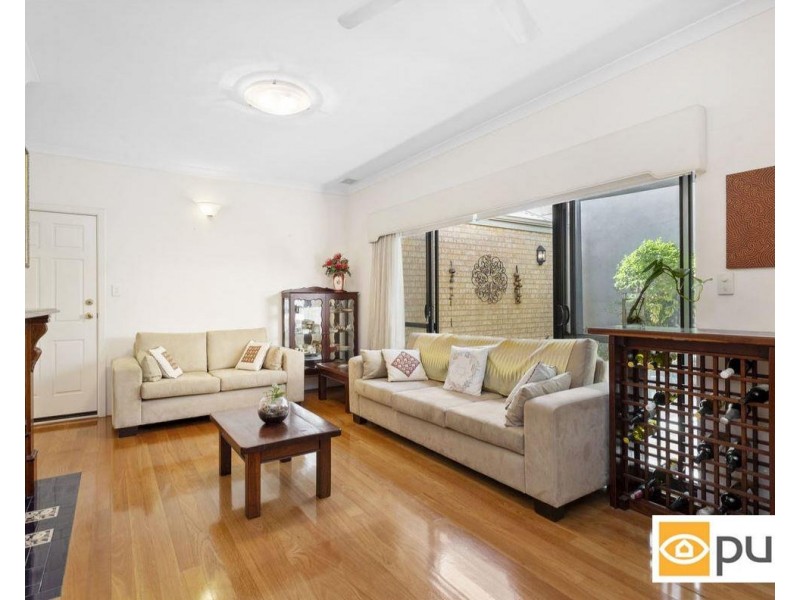 3 Tallow Tree Crescent, Subiaco WA 6008