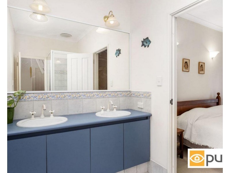 3 Tallow Tree Crescent, Subiaco WA 6008
