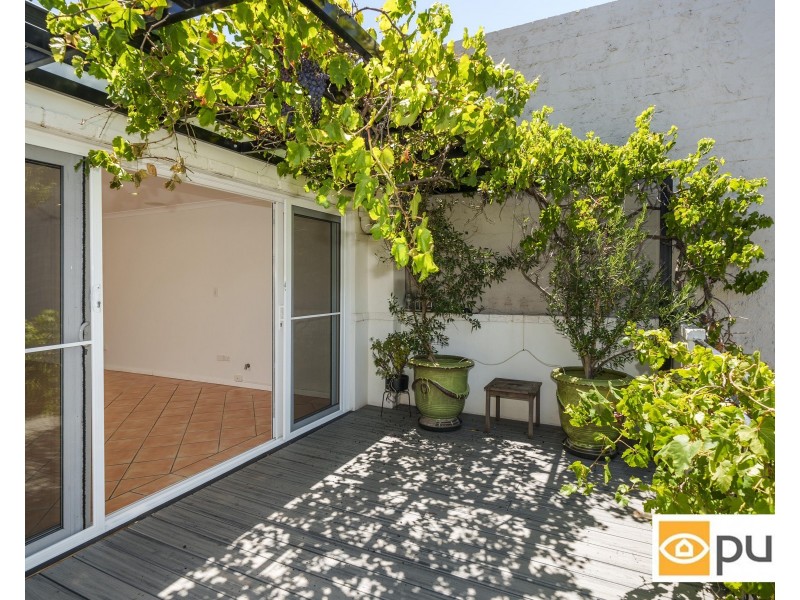 28 Chatsworth Terrace, Claremont WA 6010