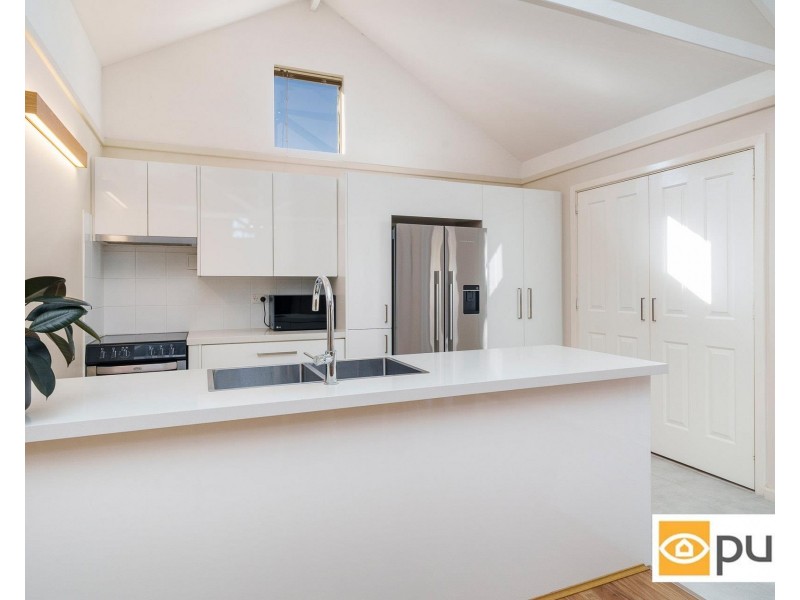 11 India Street, Inglewood WA 6052