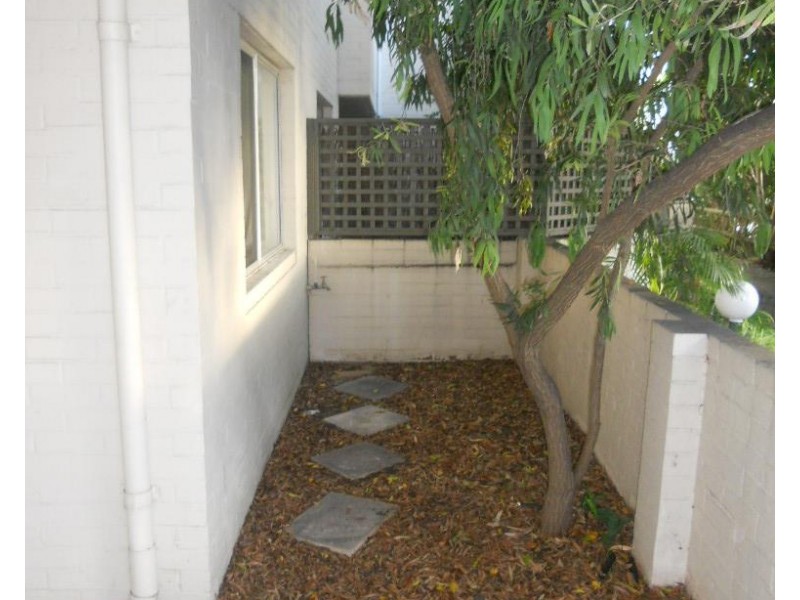 K6/45 King George Street, Victoria Park WA 6100