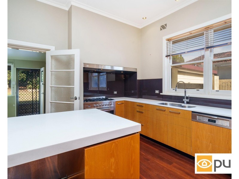 2 Sutcliffe Street, Dalkeith WA 6009