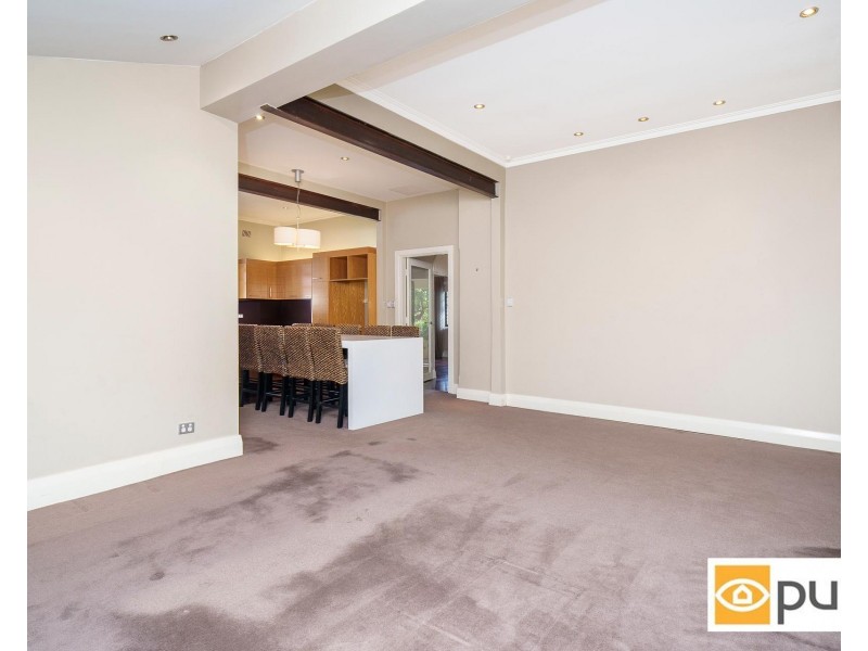 2 Sutcliffe Street, Dalkeith WA 6009
