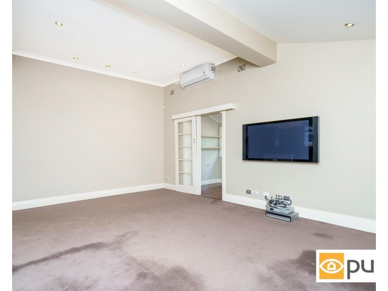 2 Sutcliffe Street, Dalkeith WA 6009