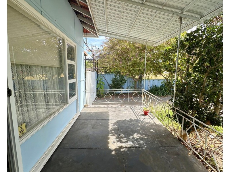 55 Davilak Avenue, Hamilton Hill WA 6163