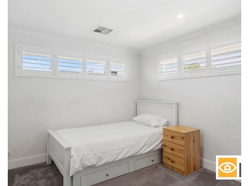 2 Tregonning Lane, Mosman Park WA 6012