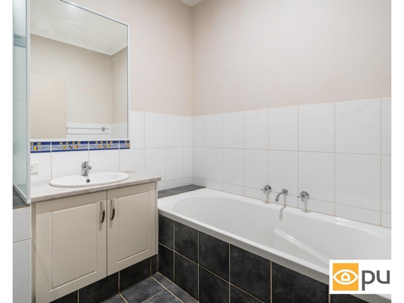 11B Jupiter Street, Carlisle WA 6101