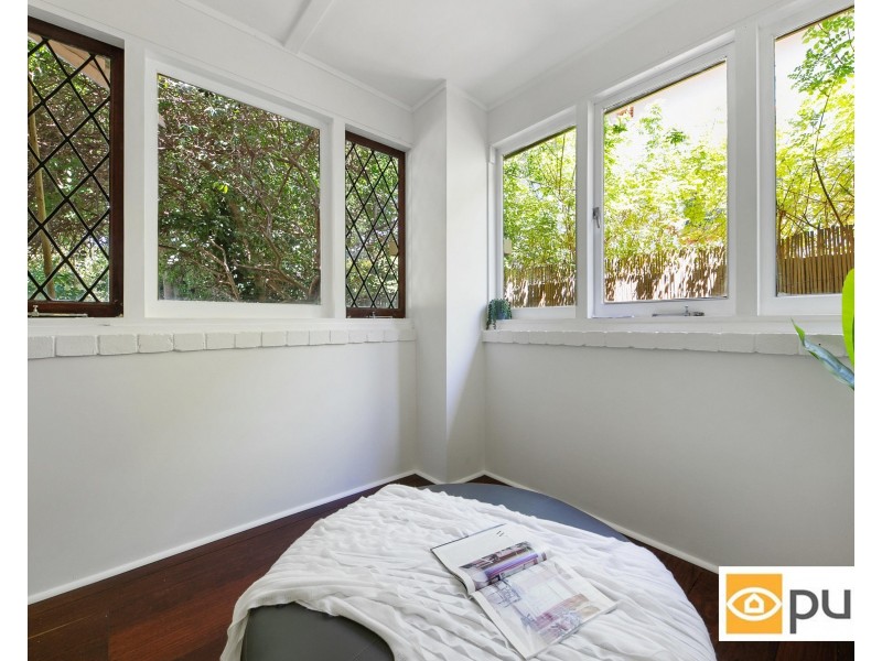 17 Thomas Street, Nedlands WA 6009