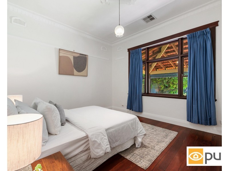 17 Thomas Street, Nedlands WA 6009