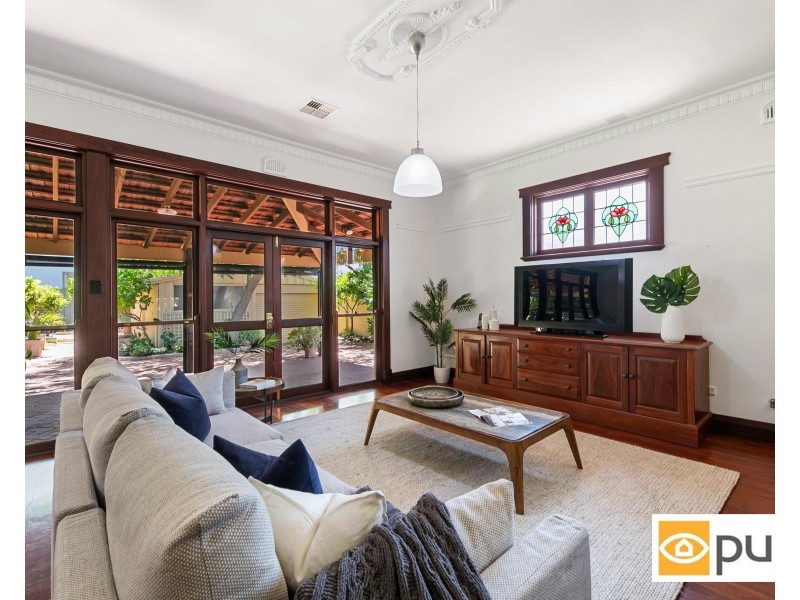 17 Thomas Street, Nedlands WA 6009