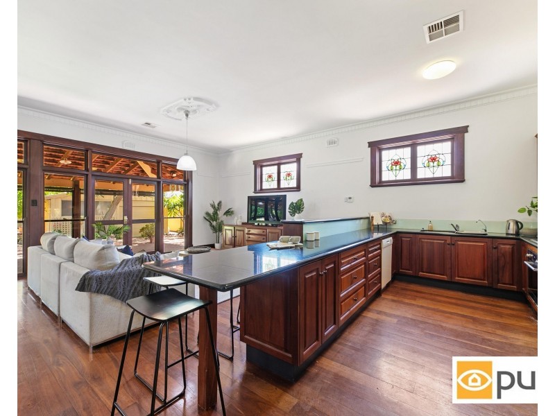 17 Thomas Street, Nedlands WA 6009