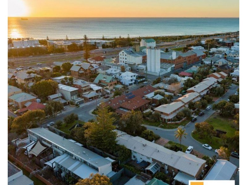 7 Burford Place, North Fremantle WA 6159