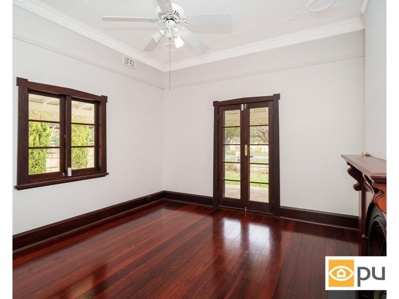 7 Waratah Avenue, Dalkeith WA 6009