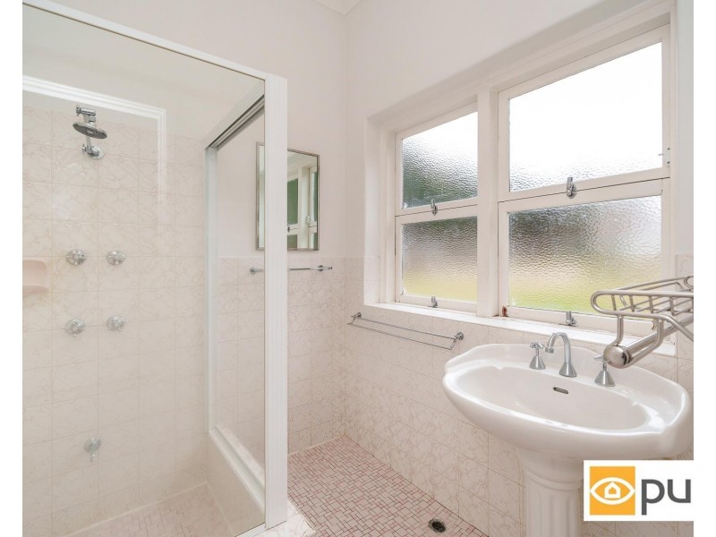 7 Waratah Avenue, Dalkeith WA 6009